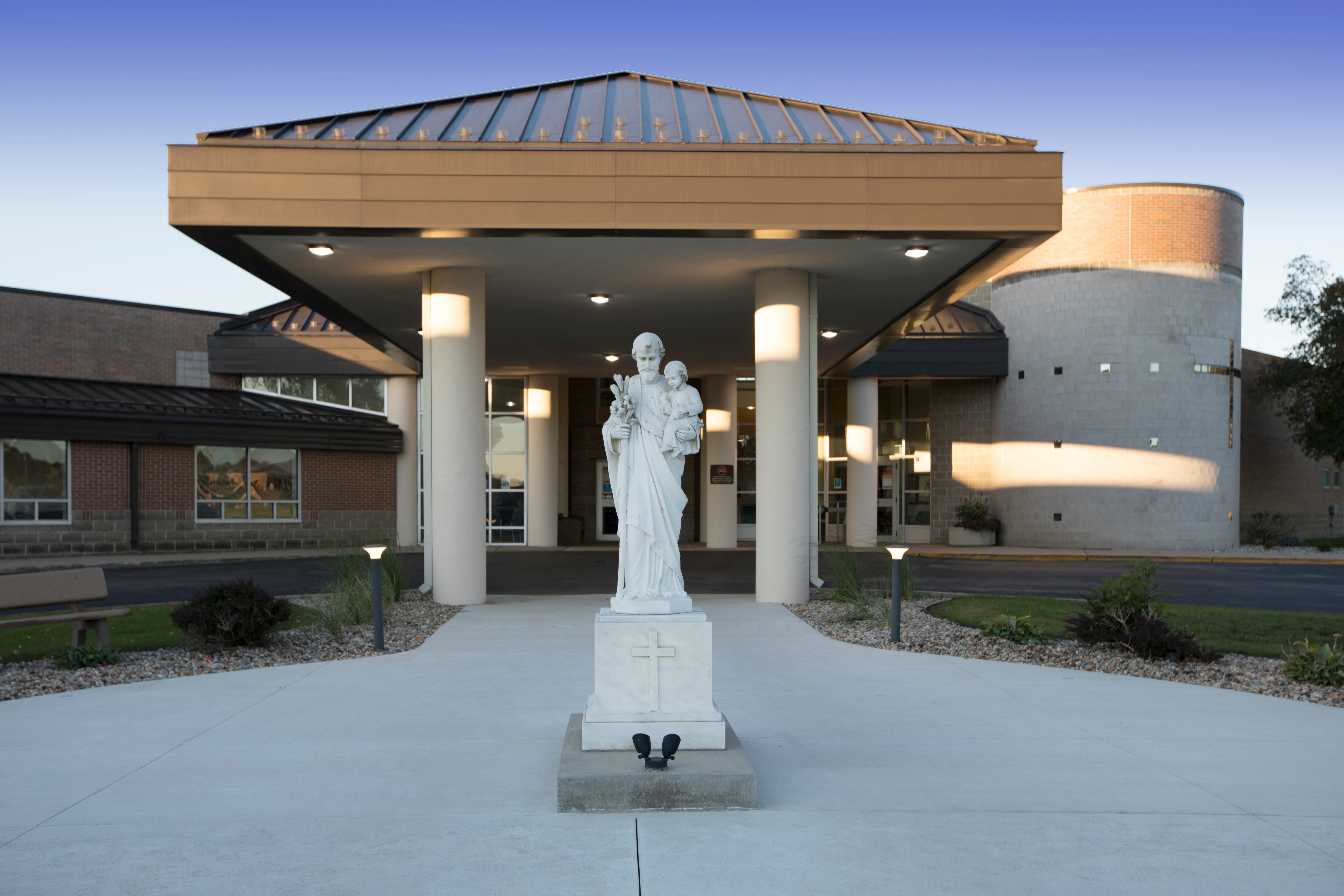Saint Joseph Plymouth Medical Center
