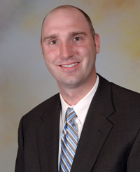 Matthew W Dinnon